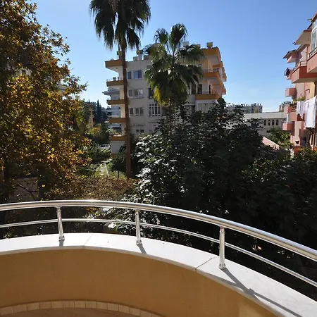Yagmur No-7 Apartment *